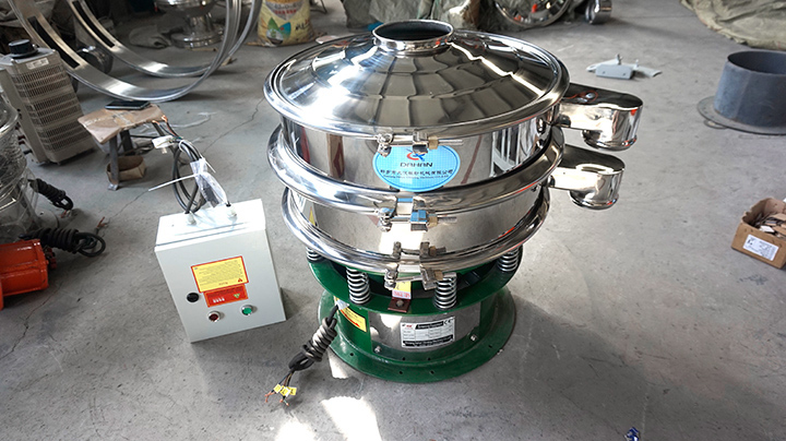 三次元振动筛价格